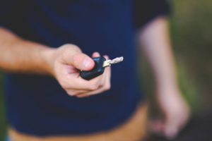 auto huren zonder creditcard betalen